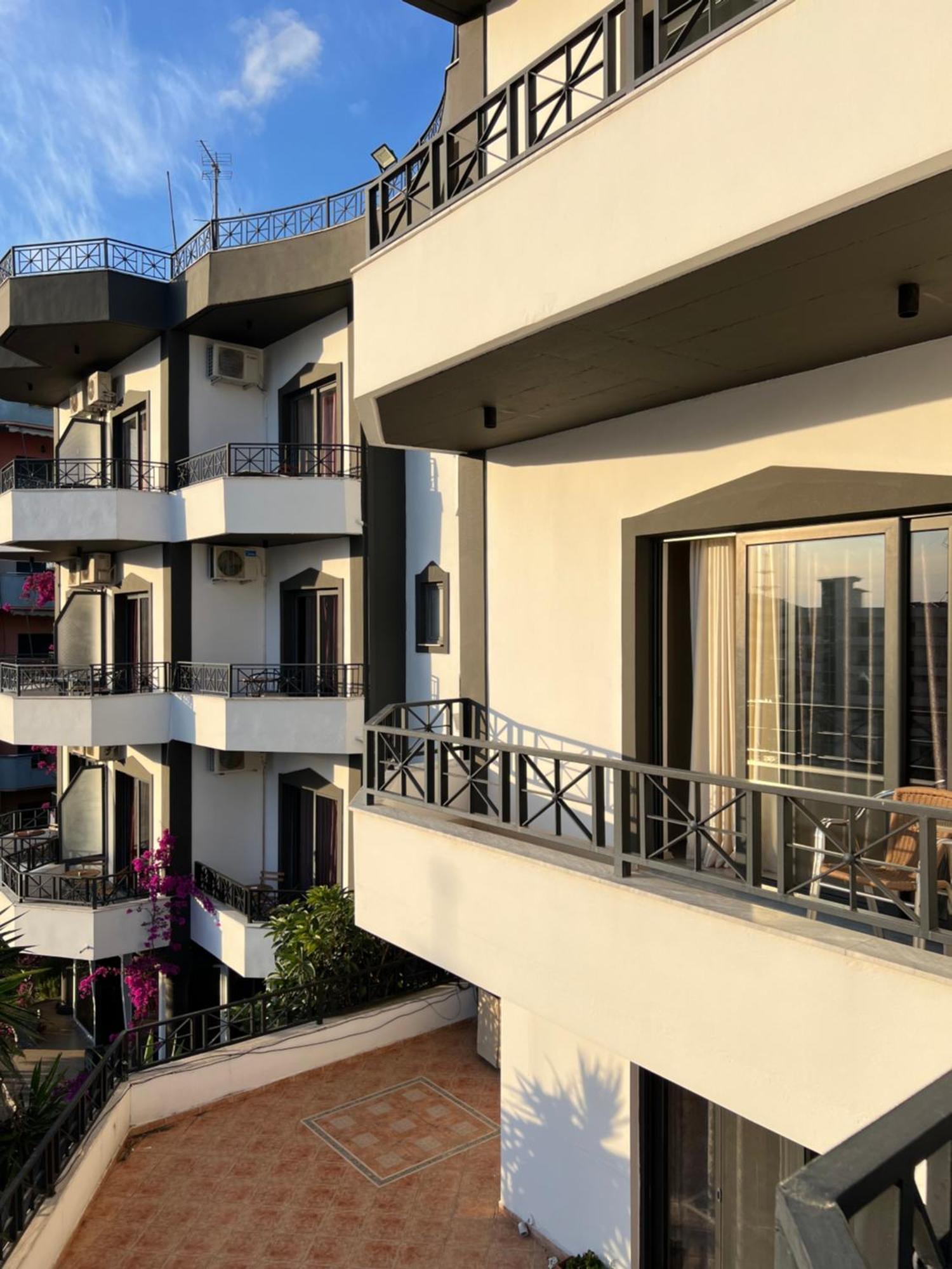 Prive City Hotel Саранда Екстер'єр фото